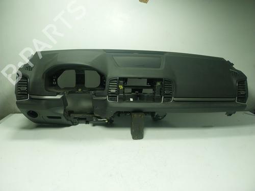 Used Dashboard Dashboard SKODA KAROQ (NU7, ND7) 1.6 TDI (115 hp) 16481229 16481229