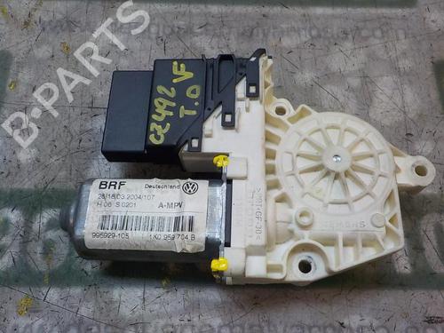 Vindusheismotor høyre bak VW TOURAN (1T1, 1T2) 2.0 TDI 16V (140 hp) 3863044