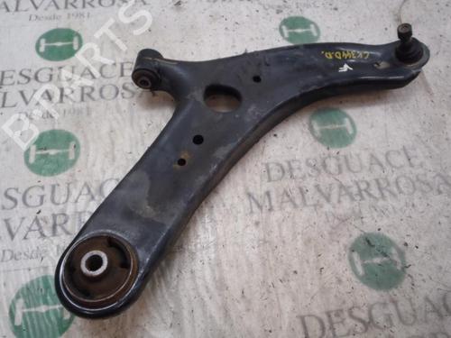 Used Right front suspension arm KIA VENGA (YN) [2010-2019]  3818985