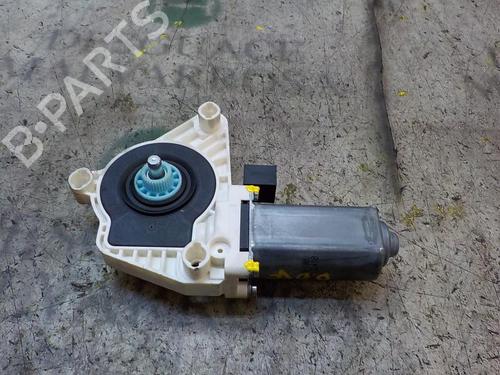 Used Right front window motor Right front window motor VW GOLF VII (5G1, BQ1, BE1, BE2) 1.6 TDI (110 hp) 4005443 4005443
