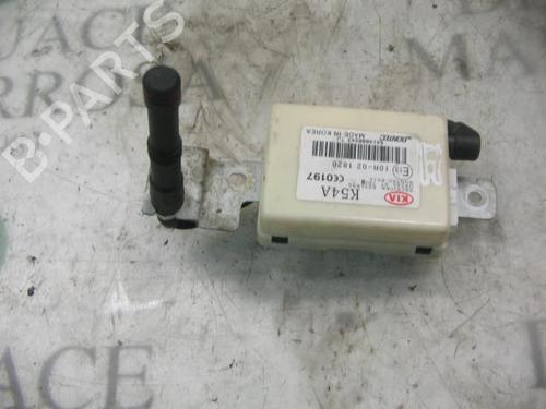 Used Electronic module KIA CARNIVAL II (GQ) 2.9 CRDi (144 hp) 3791518