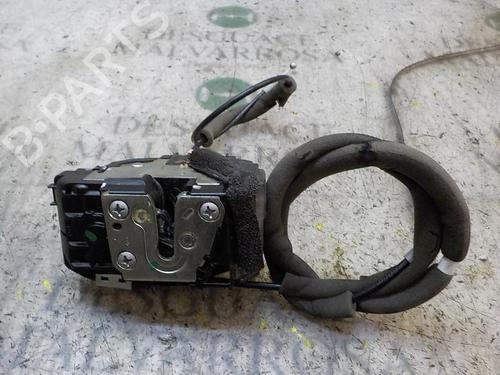 Used Front right lock NISSAN NOTE (E11, NE11) [2005-2013]  3846611