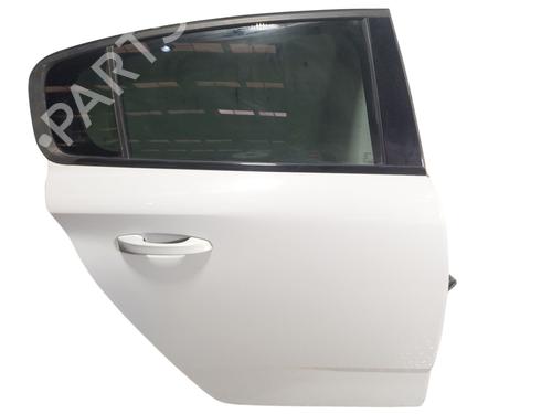 Used Right rear door Right rear door PEUGEOT 308 III (FB_, FH_, FP_, F3_, FM_) Hybrid 225 (F3DGYT, F3DGNH) (224 hp) 33974292 33974292