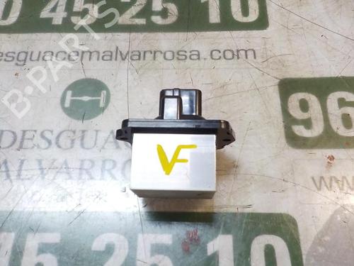 Used Heater resistor Heater resistor SUZUKI SX4 S-Cross (JY) 1.6 DDiS AllGrip (AKK 416D) (120 hp) 11644307 11644307