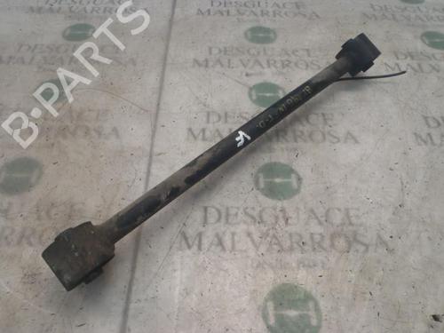 Used Right rear suspension arm KIA SORENTO I (JC) 2.5 CRDi 4WD (140 hp) 3807138