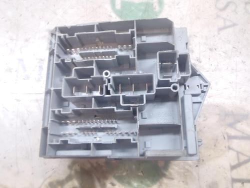 Used Fuse box Fuse box FIAT BRAVO II (198_) 1.9 D Multijet (198AXB1A) (120 hp) 3820740 3820740