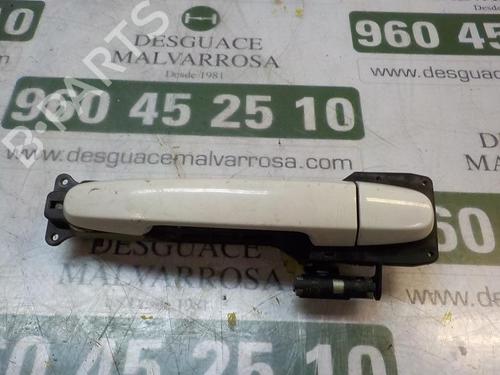 front-right-exterior-door-handle-toyota-auris-_e15_-692110d901-2006-2007-2008-2009-2010-2011-2012-3856810 main image