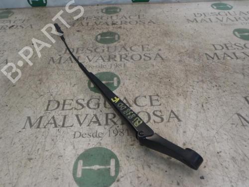 Used Front windshield wiper arm OPEL ZAFIRA / ZAFIRA FAMILY B (A05) 1.9 CDTI (M75) (120 hp) 3753007