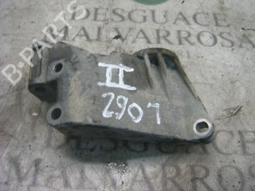Used Engine mount OPEL ASTRA G Saloon (T98) [1998-2009]  9085963