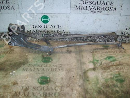 Used Front wipers mechanism RENAULT MEGANE I (BA0/1_) 1.6 16V (BA04, BA0B, BA11, BA1J, BA16, BA19, BA1K, BA1V,... (107 hp) 14299415