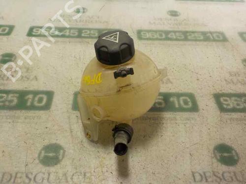 Used Expansion tank PEUGEOT 3008 I MPV (0U_) [2009-2017]  6567300
