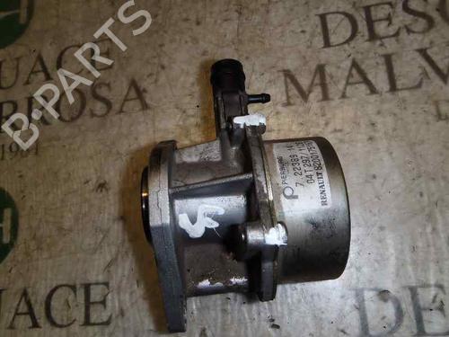Used Vacuum pump RENAULT MEGANE II Saloon (LM0/1_) [2003-2025]  3796631