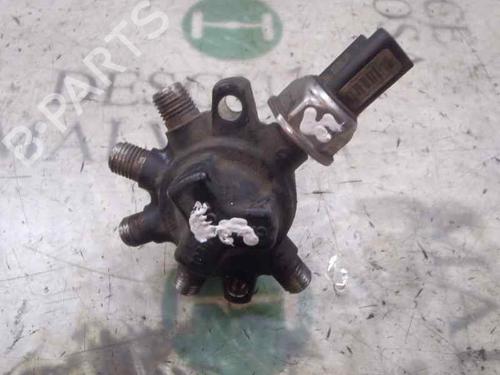 Used Injection rail Injection rail 3821225 3821225