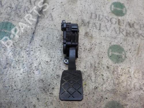 Used Pedal Pedal AUDI A1 Sportback (8XA, 8XF) 1.6 TDI (90 hp) 3848512 3848512
