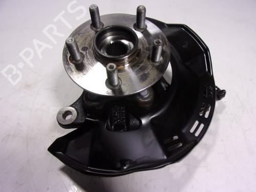 Used Left front steering knuckle TOYOTA YARIS (_P21_, _PA1_, _PH1_) 1.5 Hybrid (MXPH11) (92 hp) 15634329