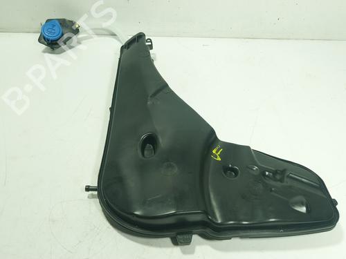 windscreen-washer-tank-bmw-x4-g02-f98-2018-30478257 main image