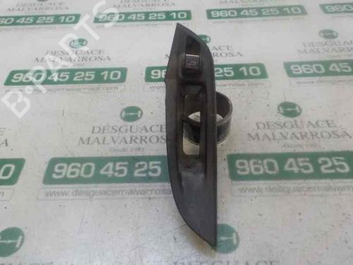 Used Left rear window switch Left rear window switch FORD FOCUS III [2010-2020] 5775875 5775875