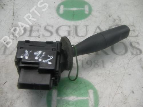 Used Steering column stalk CITROËN BERLINGO / BERLINGO FIRST MPV (MF_, GJK_, GFK_) 1.9 D (MFDJY) (69 hp) 3734372