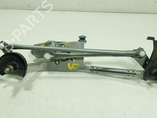 Used Front wiper motor TOYOTA YARIS CROSS (MXP_) 1.5 Hybrid (MXPJ11) (131 hp) 30110549
