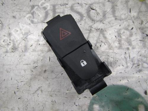 Used Warning switch Warning switch DACIA LODGY (JS_) 1.5 dCi (90 hp) 3826400 3826400