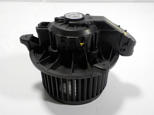 Used Heater blower motor FORD ECOSPORT [2011-2022]  12111717