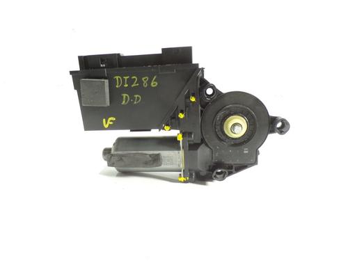 Used Right front window motor VW PHAETON (3D1, 3D2, 3D3, 3D4, 3D6, 3D7, 3D8, 3D9) 3.0 V6 TDI 4motion (240 hp) 8892619