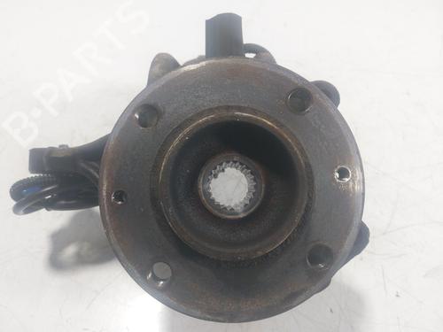 Used Right front steering knuckle Right front steering knuckle CITROËN C4 CACTUS 1.2 VTi 82 (82 hp) 17895762 17895762