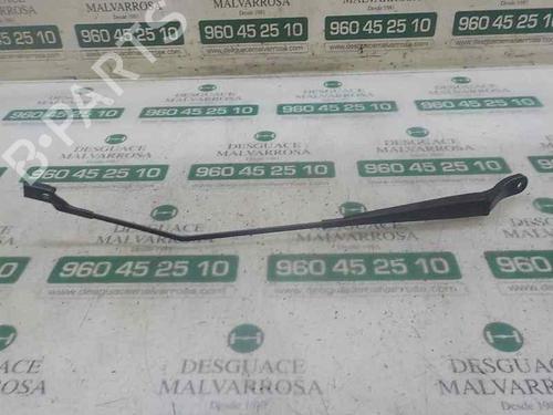 Used Front windshield wiper arm PEUGEOT 208 I (CA_, CC_) 1.4 HDi (68 hp) 5027343