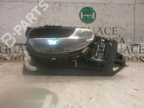 Used Rear right interior door handle Rear right interior door handle PEUGEOT 307 (3A/C) 2.0 HDi 135 (136 hp) 3801743 3801743