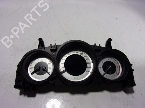 Used Instrument cluster MERCEDES-BENZ C-CLASS (W204) C 220 CDI (204.002) (170 hp) 10109482