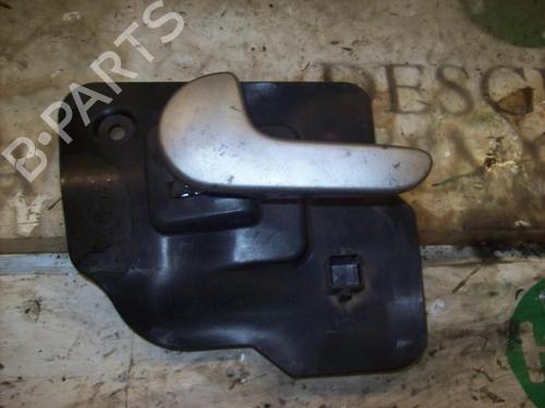 Venstre fortil invendig håndtag OPEL MERIVA A MPV (X03) 1.6 (E75) (87 hp) 3777343