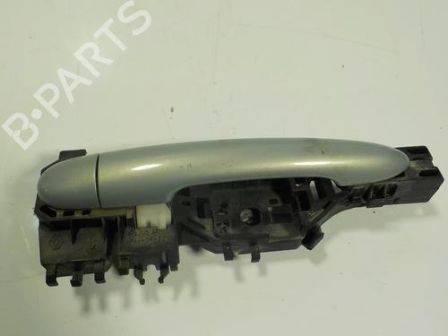 Used Front right exterior door handle Front right exterior door handle 16998953 16998953