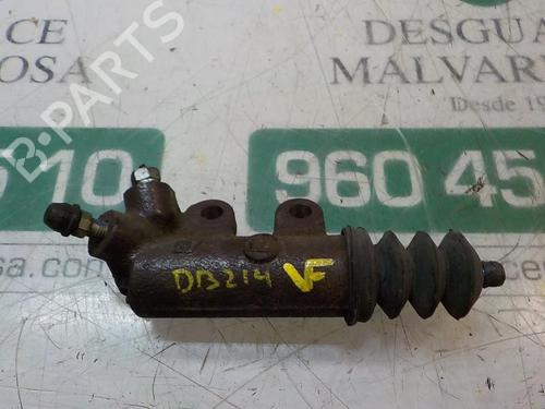 Used Clutch slave cylinder Clutch slave cylinder TOYOTA COROLLA Verso (ZER_, ZZE12_, R1_) 2.2 D-4D (AUR10_, AUR10R) (136 hp) 14281616 14281616