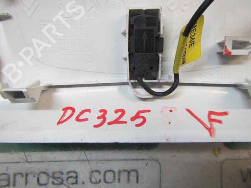 Interior roof light PEUGEOT 208 I (CA_, CC_) 1.4 HDi | BP7411800I8