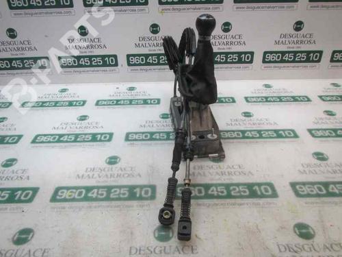 Used Manual gearbox selector Manual gearbox selector VW GOLF VI (5K1) 1.6 TDI (90 hp) 7411763 7411763