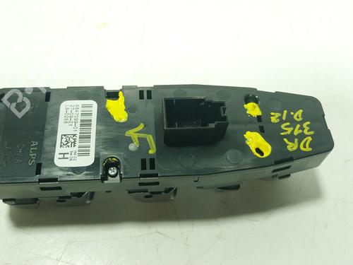 Left front window switch BMW 4 Gran Coupe (G26) 420 d Mild-Hybrid xDrive | BP29493339I27 - Image 2
