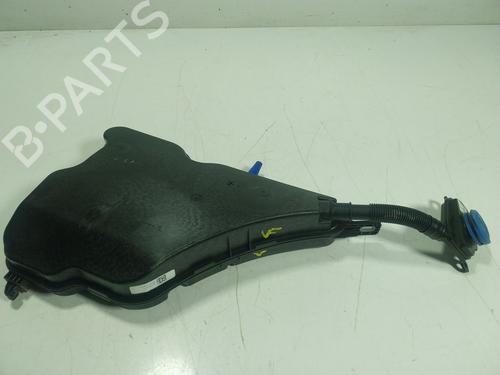 Used Windscreen washer tank Windscreen washer tank 26123786 26123786