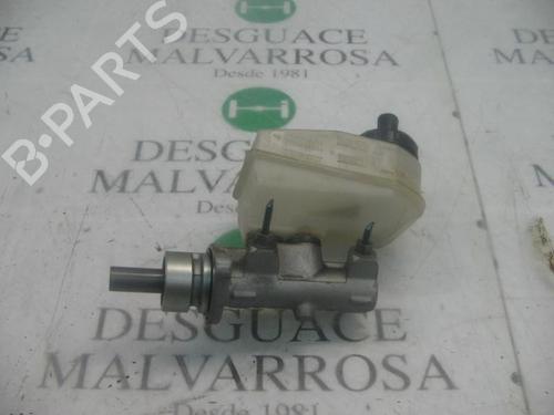 Used Brake master cylinder RENAULT MEGANE I Classic (LA0/1_) [1996-2008]  3759903