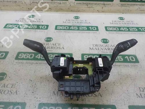 Used Steering column stalk FORD FOCUS III 1.6 TDCi (115 hp) 4881133