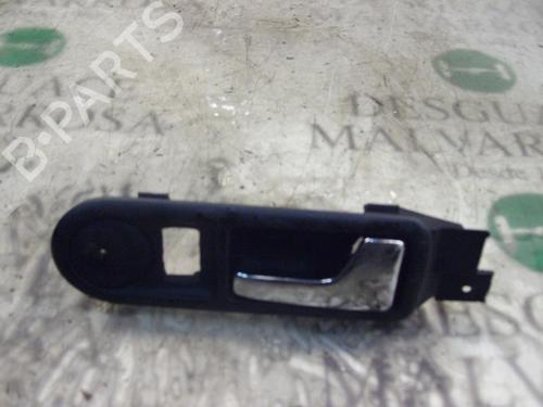 Used Rear right interior door handle VW PASSAT B5 (3B2) 1.9 TDI (110 hp) 3760379