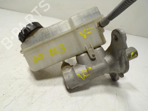 Used Brake master cylinder Brake master cylinder RENAULT CAPTUR I (J5_, H5_) 1.5 dCi 90 (J5N4, J5M5, J5MW, J5M6, J5AL, J5AJ) (90 hp) 11010166 11010166
