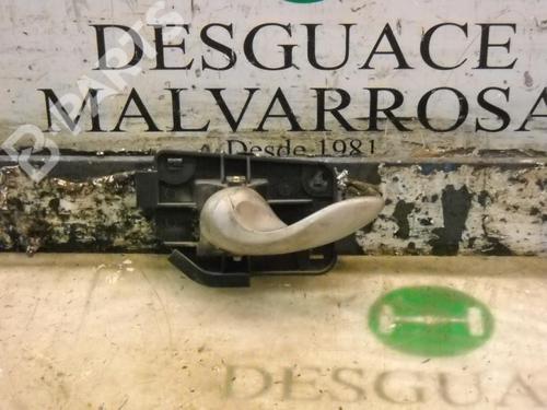 Used Front left interior door handle Front left interior door handle FIAT PUNTO (188_) 1.4 (188AXM1A, 188BXM1A) (97 hp) 3771208 3771208