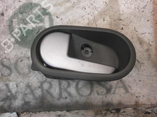 Venstre bagtil invendig håndtag FORD FUSION (JU_) 1.4 TDCi (68 hp) 3735782