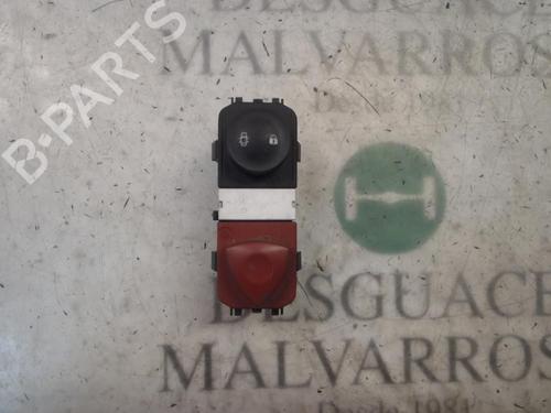 Used Warning switch Warning switch RENAULT SCÉNIC II (JM0/1_) 1.9 dCi (JM0G, JM12, JM1G, JM2C) (120 hp) 3807508 3807508