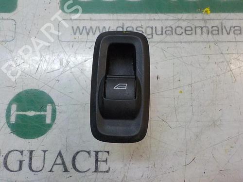 Used Right front window switch Right front window switch FORD FIESTA VI (CB1, CCN) 1.6 TDCi (90 hp) 3865915 3865915