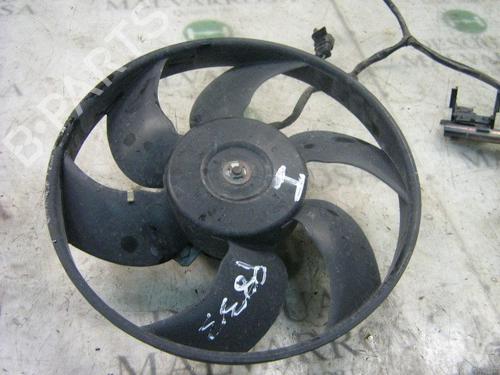 Used Radiator fan NISSAN VANETTE CARGO Van (HC 23) [1994-2002]  3768661