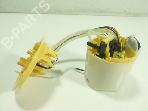 Used Fuel pump Fuel pump BMW 4 Coupe (G22, G82) 420 d Mild-Hybrid xDrive (190 hp) 24574463 24574463