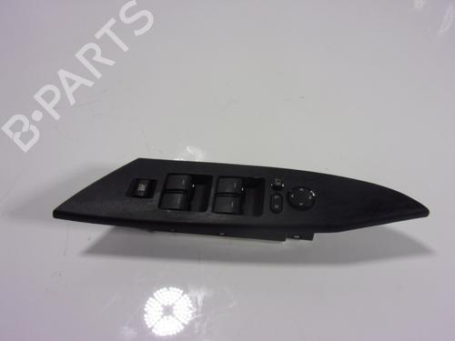 Used Left front window switch Left front window switch MAZDA 3 (BL) 2.2 MZR CD (BL10) (150 hp) 11190078 11190078