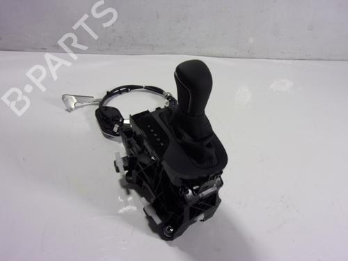 Used Gear lever Gear lever TOYOTA YARIS CROSS (MXP_) 1.5 Hybrid (MXPJ10) (116 hp) 11037359 11037359