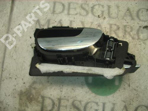 Used Front right interior door handle Front right interior door handle PEUGEOT 307 (3A/C) 2.0 HDi 135 (136 hp) 3762114 3762114